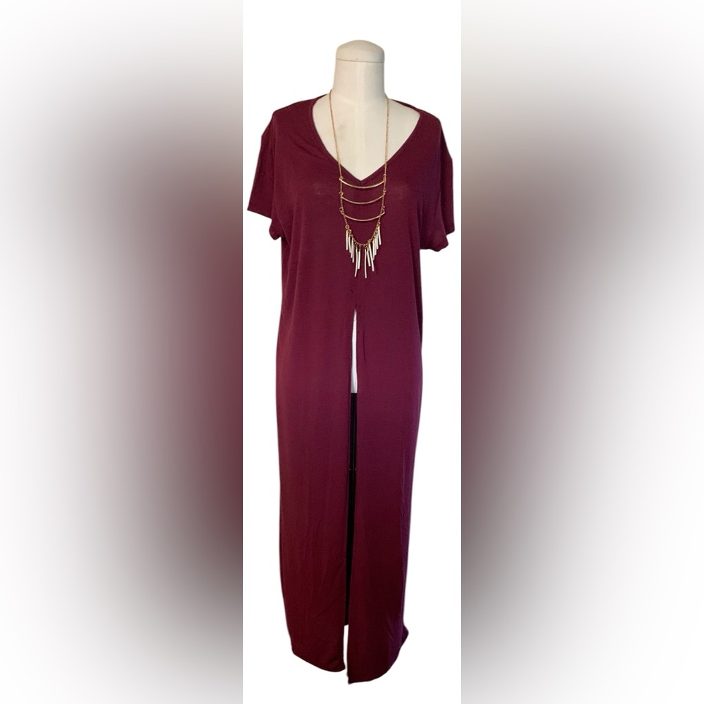 Rouge Collection Cami cover up With Slit Down Center And Necklace burgundy